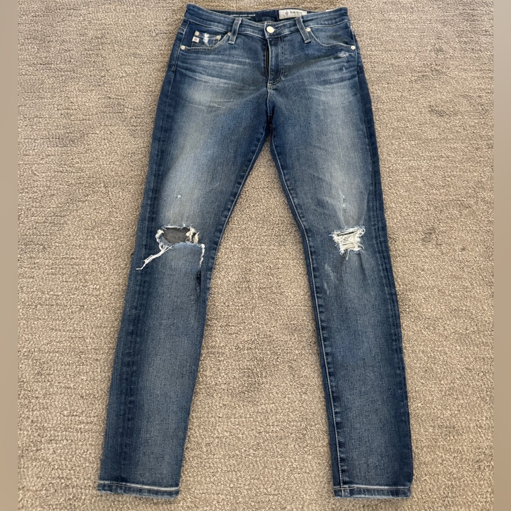 Women's AG Farrah skinny ankle Blue Distressed Jeans size 28